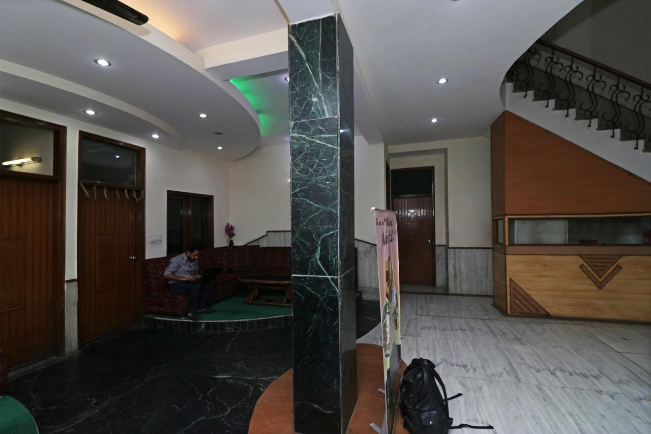 Oyo Hotel Silver Shine Near Gurudwara Shri Bangla Sahib Nové Dillí Exteriér fotografie