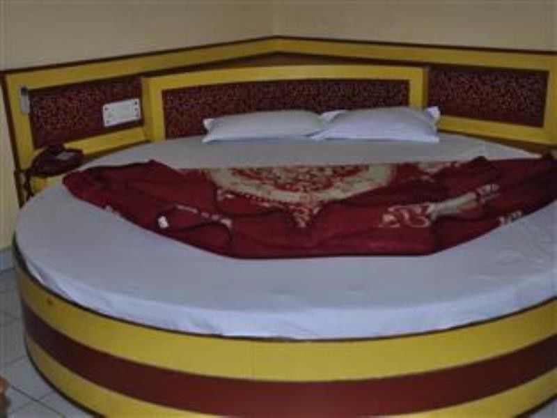 Oyo Hotel Silver Shine Near Gurudwara Shri Bangla Sahib Nové Dillí Exteriér fotografie